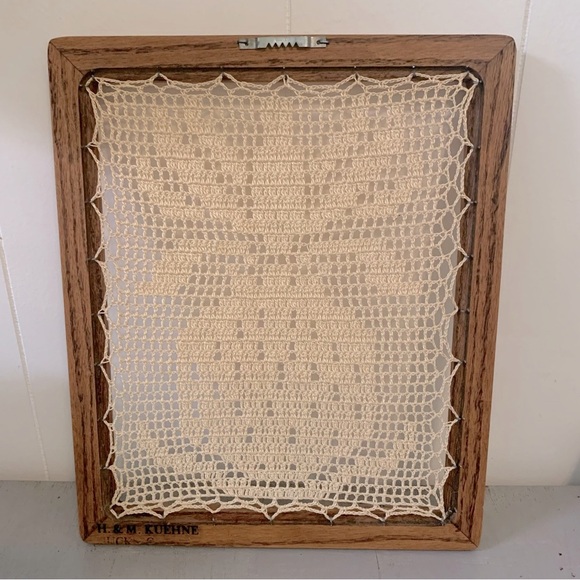 Handmade Vintage needlepoint Doily
Wood
Loom~farmhouse~bohemian~granny core - Picture 2 of 4